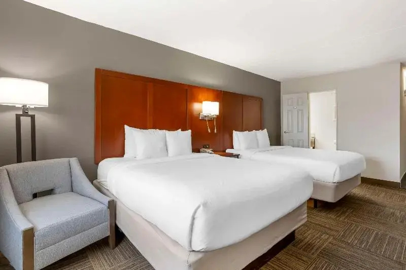 Standard Quadruple room with balcony