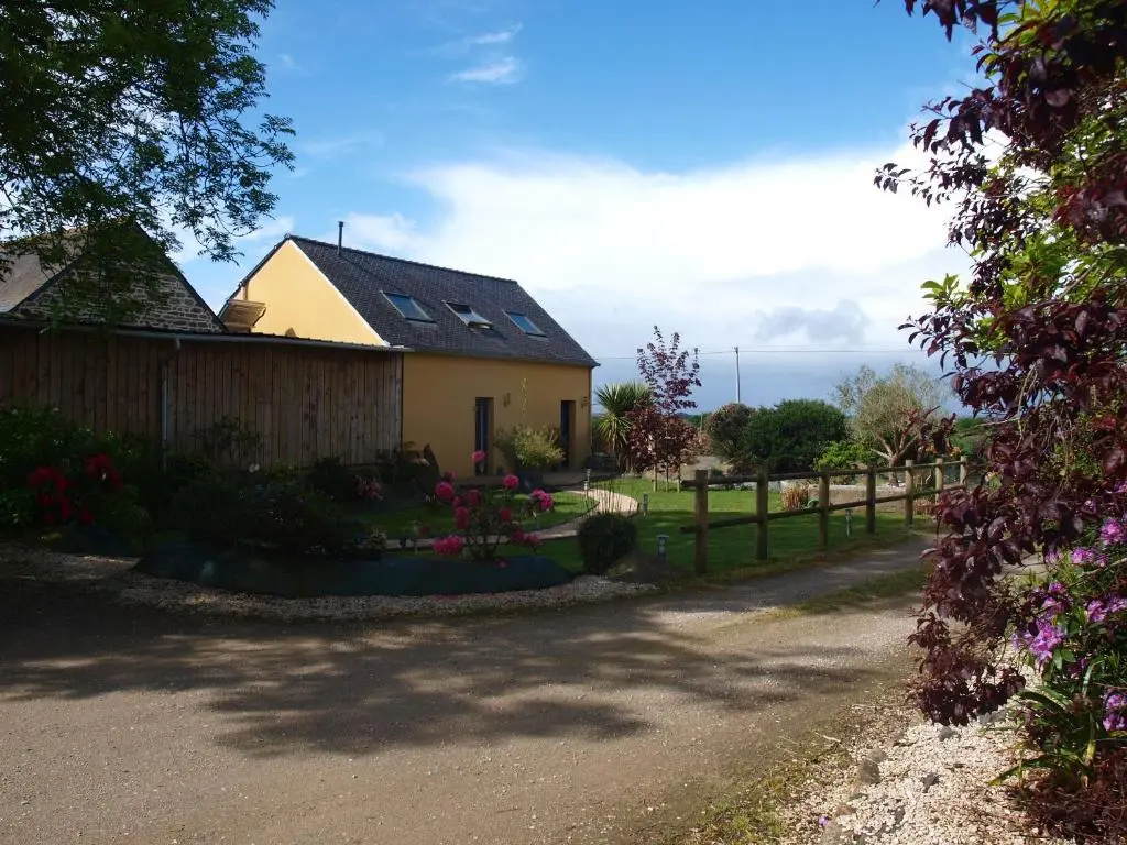 2 Bedrooms Cottage