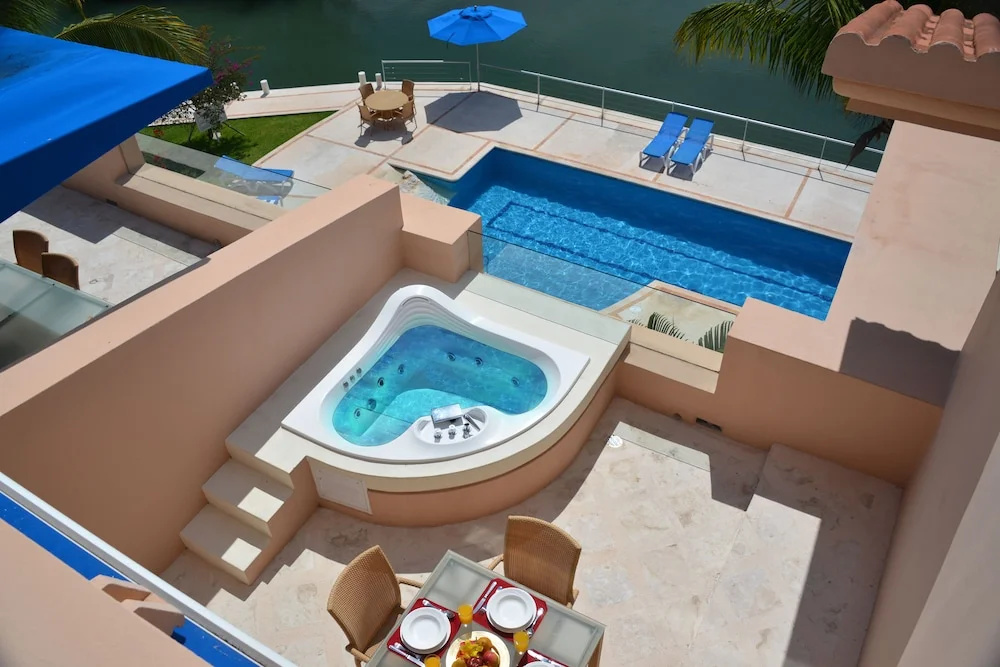 Porto Bello Gran Marina by GuruHotel - Général
