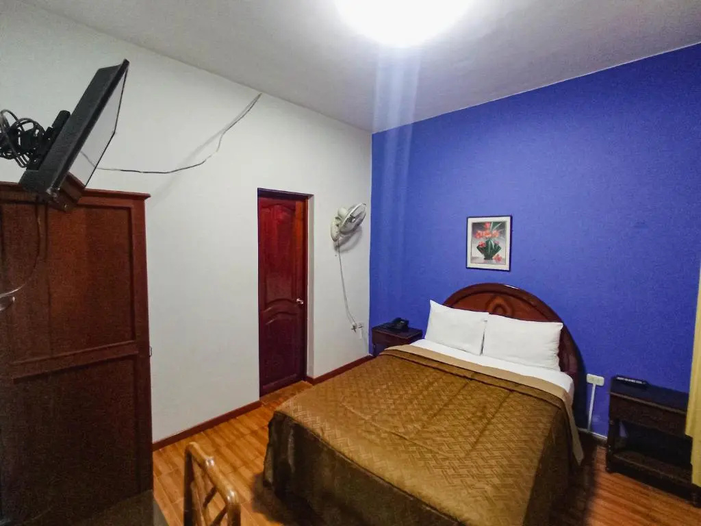 Standard Double room (full double bed)