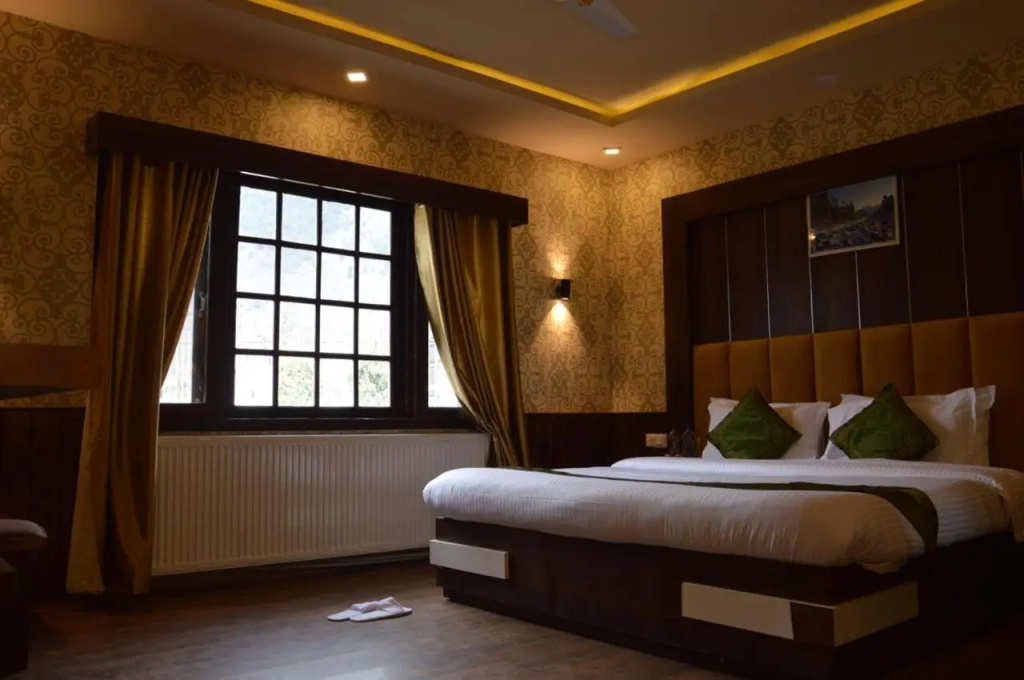 Hotel photo 12