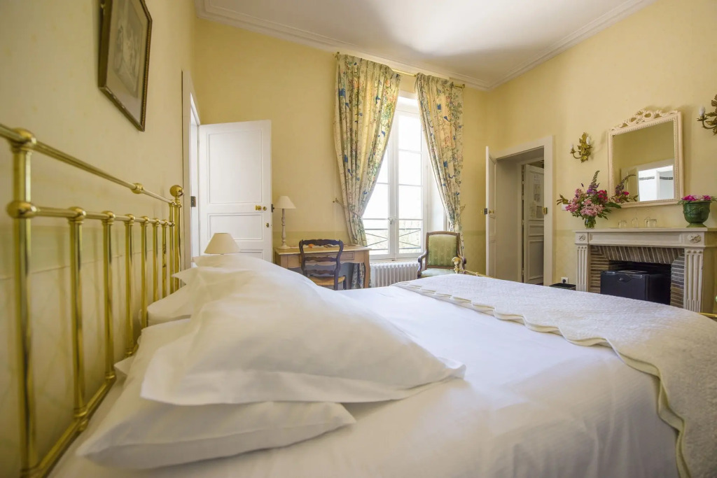 Restaurant - Le Château d'Ygrande by null