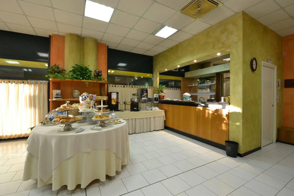 Hotel photo 8