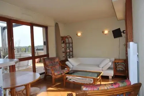 Appartement avec grande terrasse - 67601