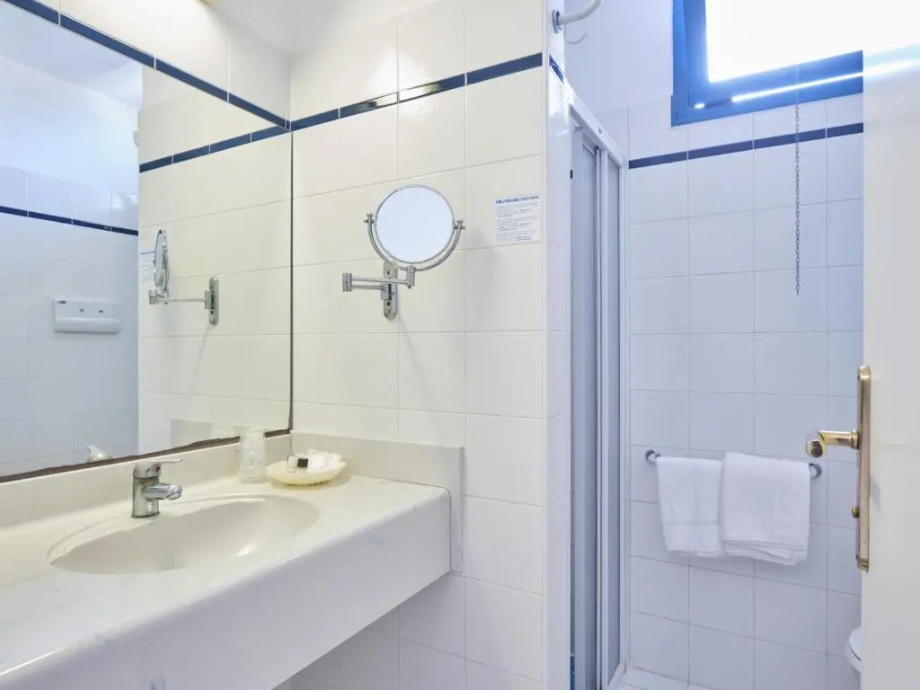 Hotel Ascot - Chambres