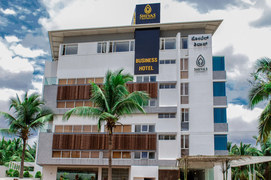 Shivas Gateway Airport Road