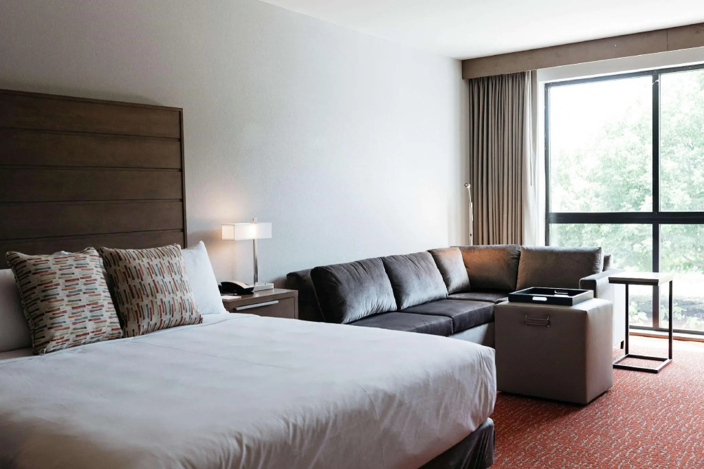 Revel Hotel Des Moines Urbandale, Tapestry Collection by Hilton - Chambres