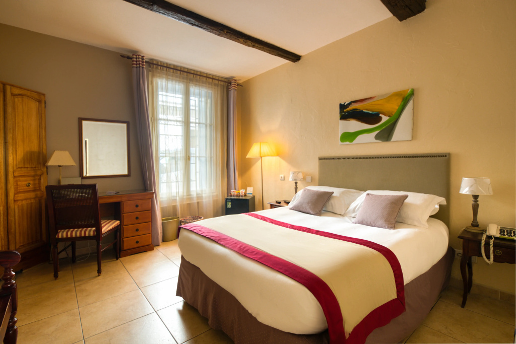Hotel d'Aragon - Place de la Comédie - Général