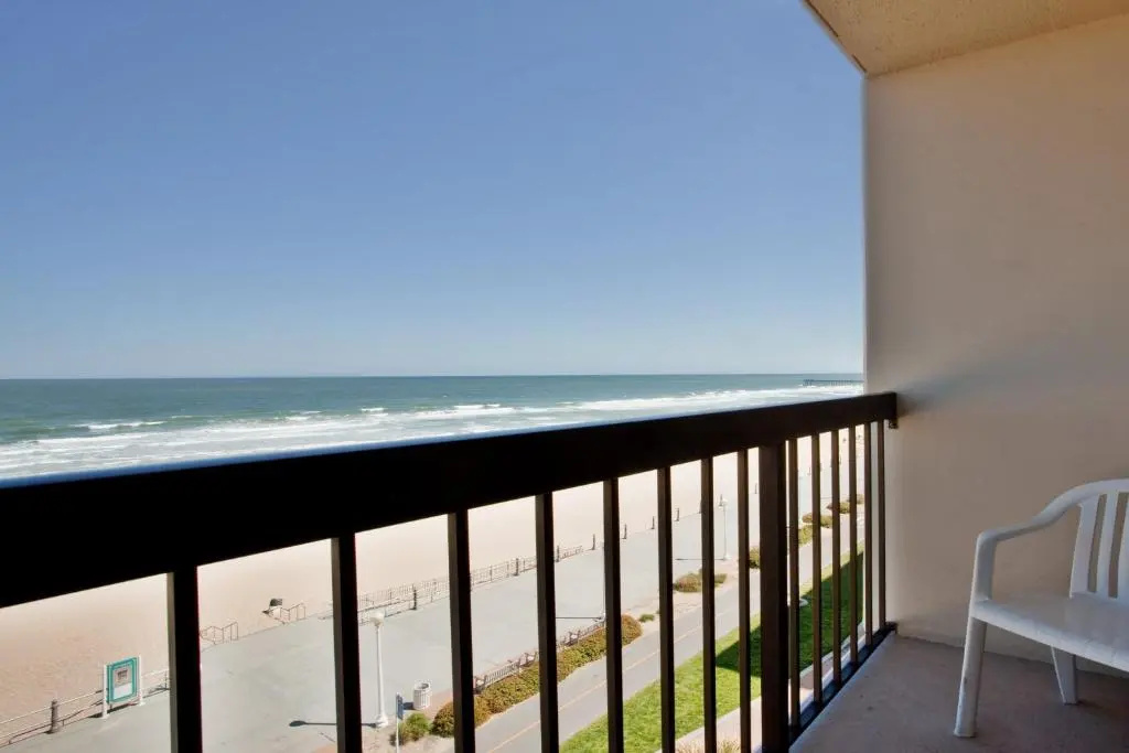 Holiday Inn Va Beach-Oceanside (21st St) by IHG - Chambres