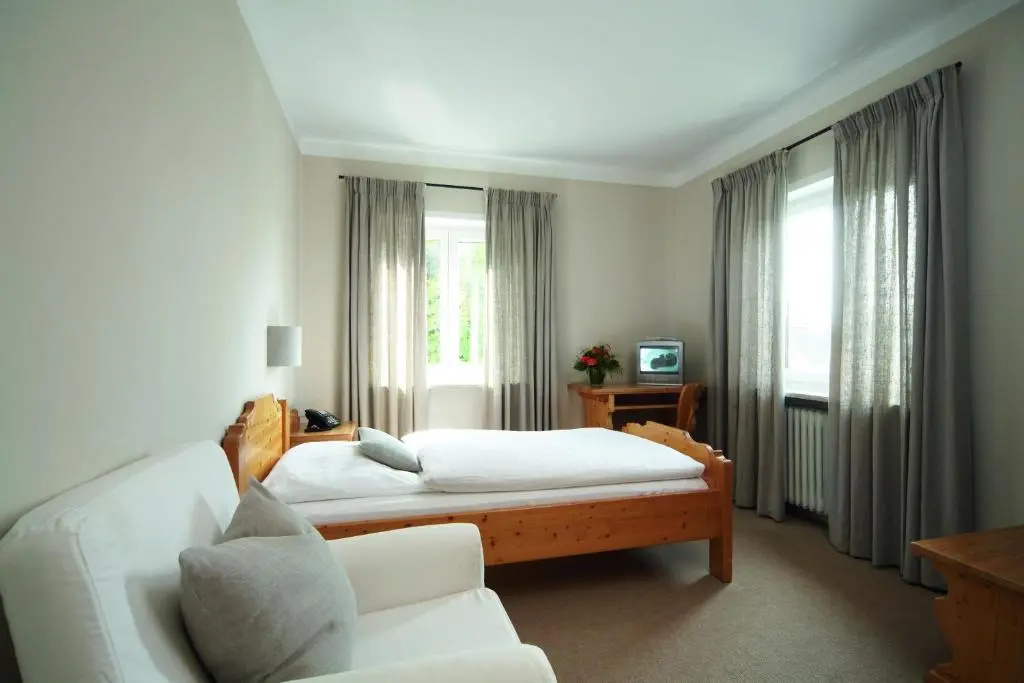 Neuwirt Gasthof - Chambres