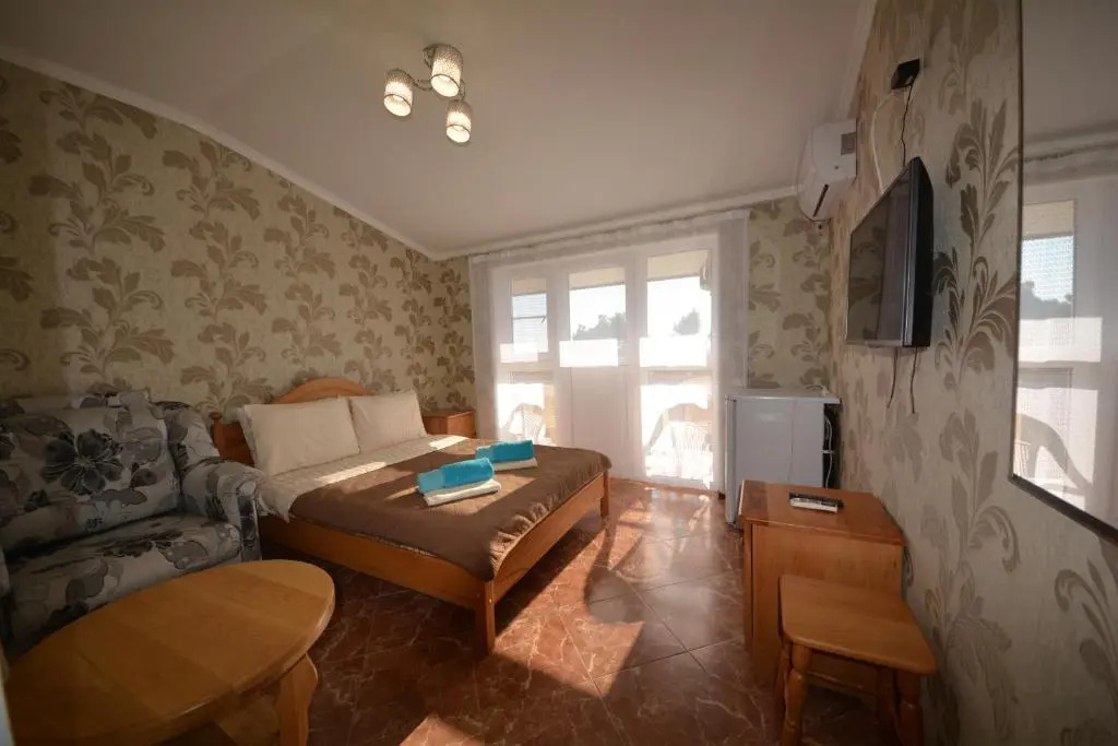 Irina Guest house Room Type - Deluxe room