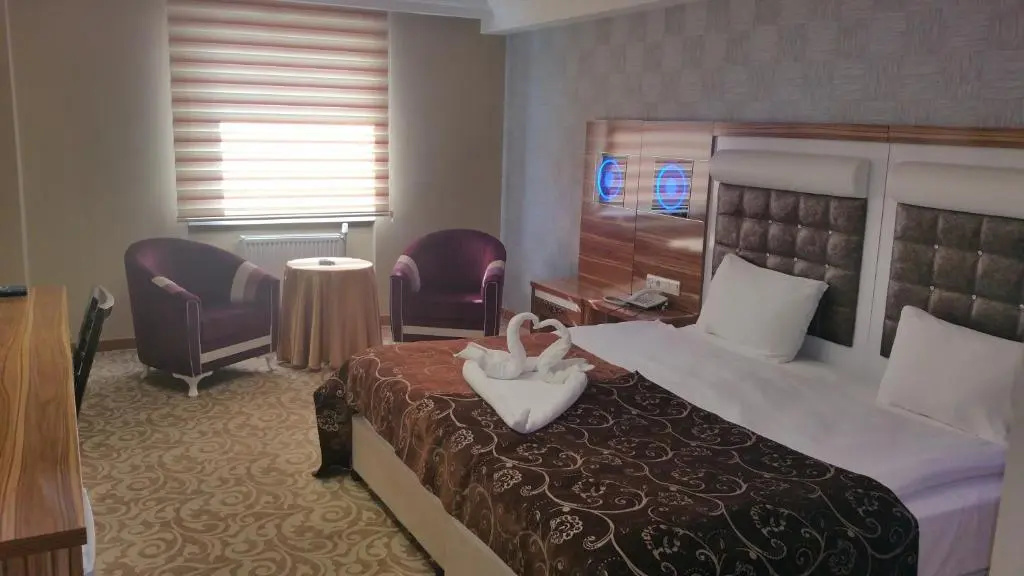 Superior Double room (full double bed)