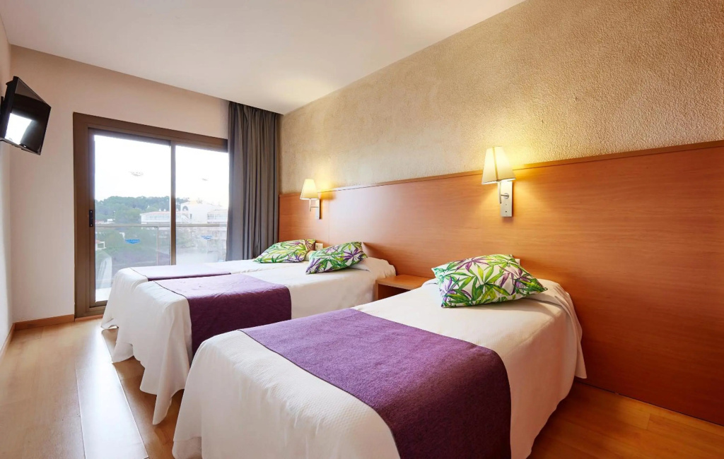 Hotel Samba — 4