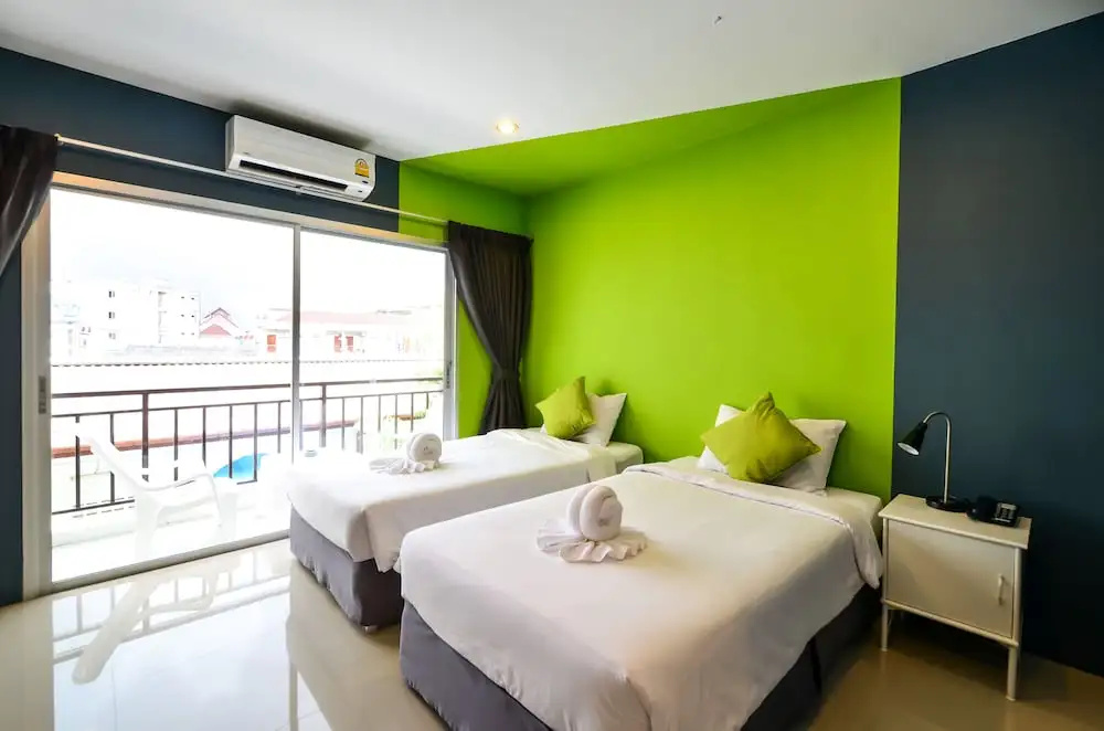 Deluxe Double room with balcony (twin beds)