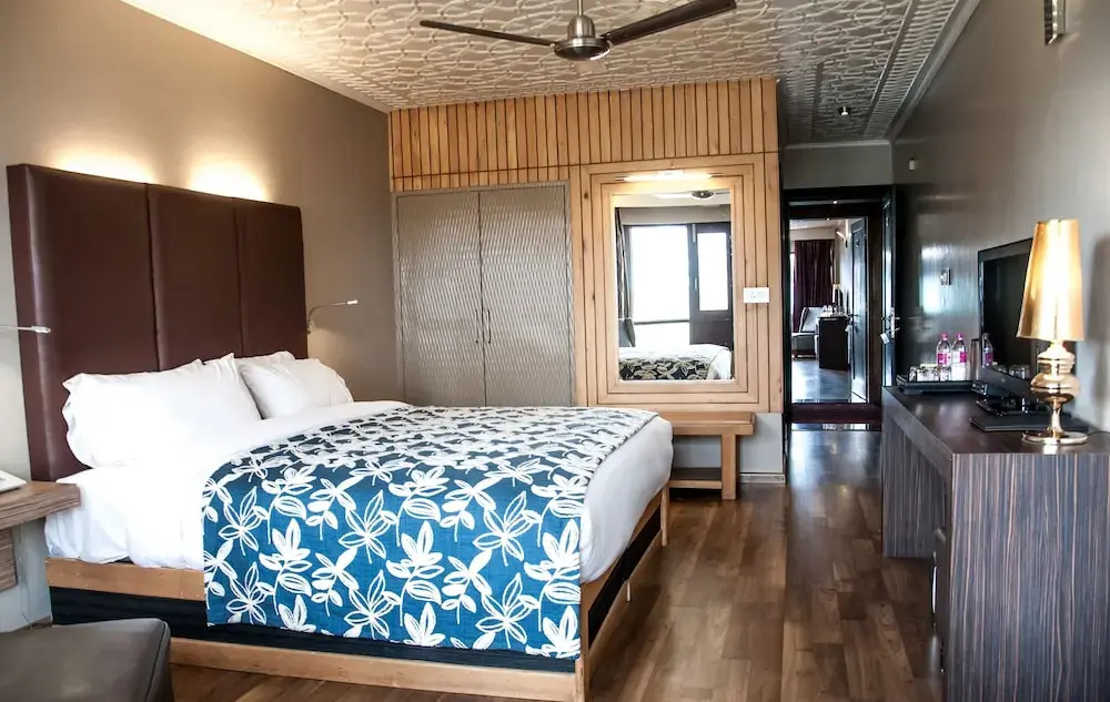 guest_rooms