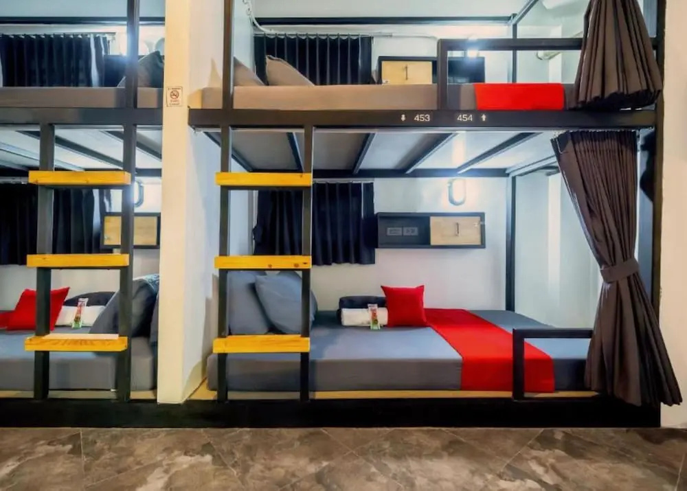 Отель Episode 11 Hostel Sukhumvit в Бангкоке