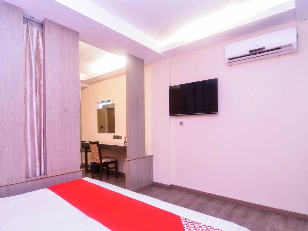 Deluxe Suite