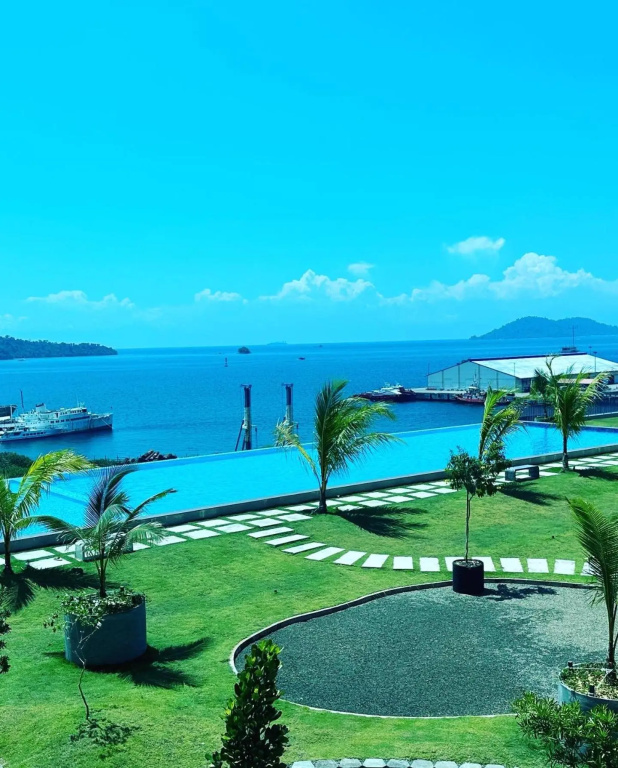 Staycation Suites @ Jesselton Quay
