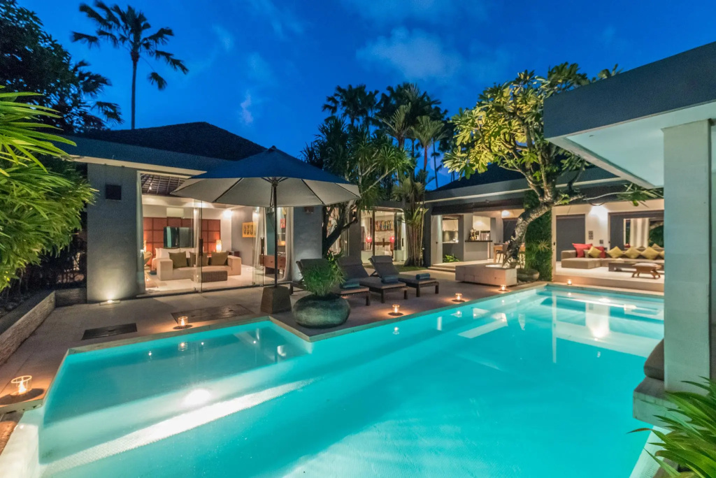 3 Bedrooms Villa