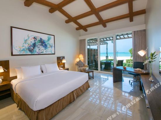Danat Jebel Dhanna Resort