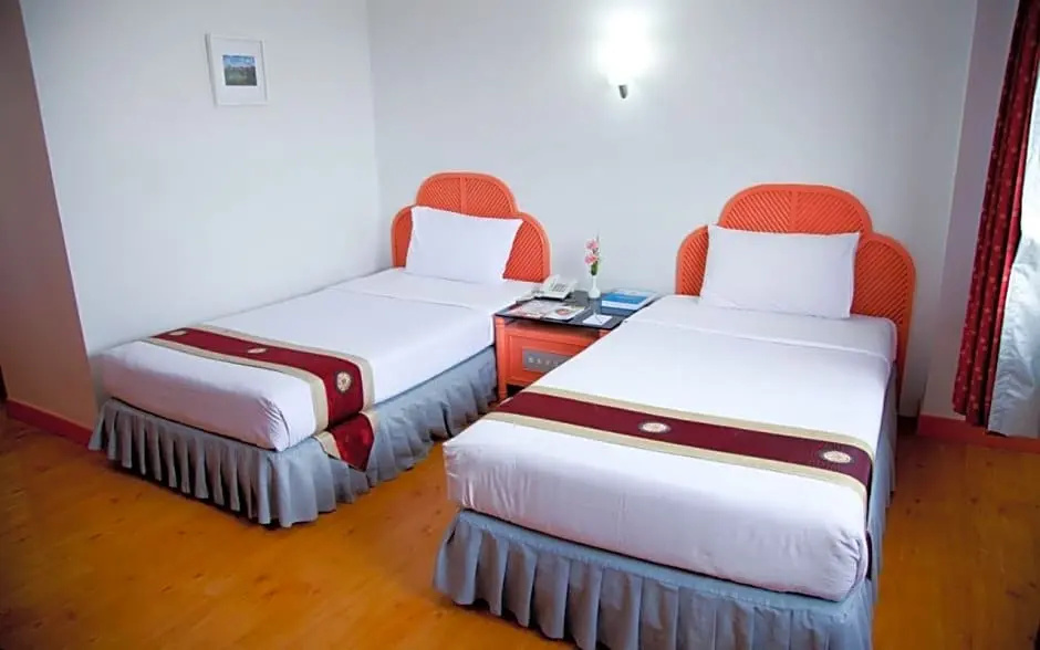 Thumrin Hotel - Chambres