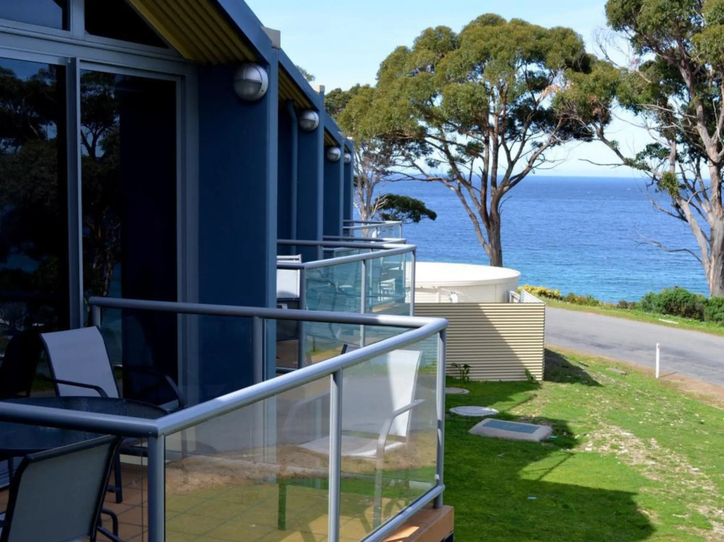 Balcony & Terrace