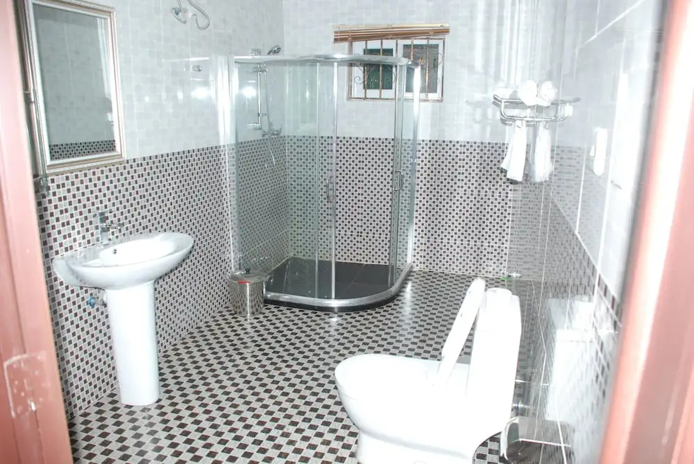 Obaa'S Golden Plaza Hotel - Chambres