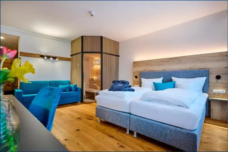 Superior Double room with land view (full double bed)