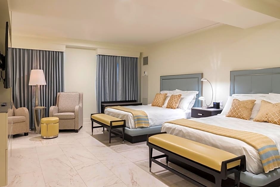 The Jung Hotel and Residences Room Type - Deluxe King Room