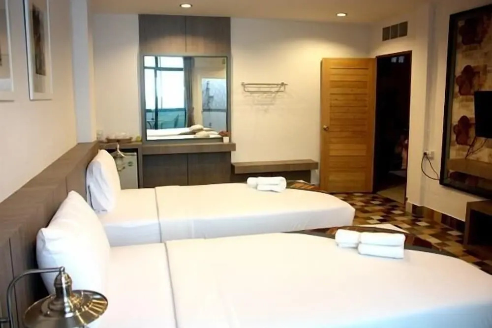 Standard Double room (twin beds)