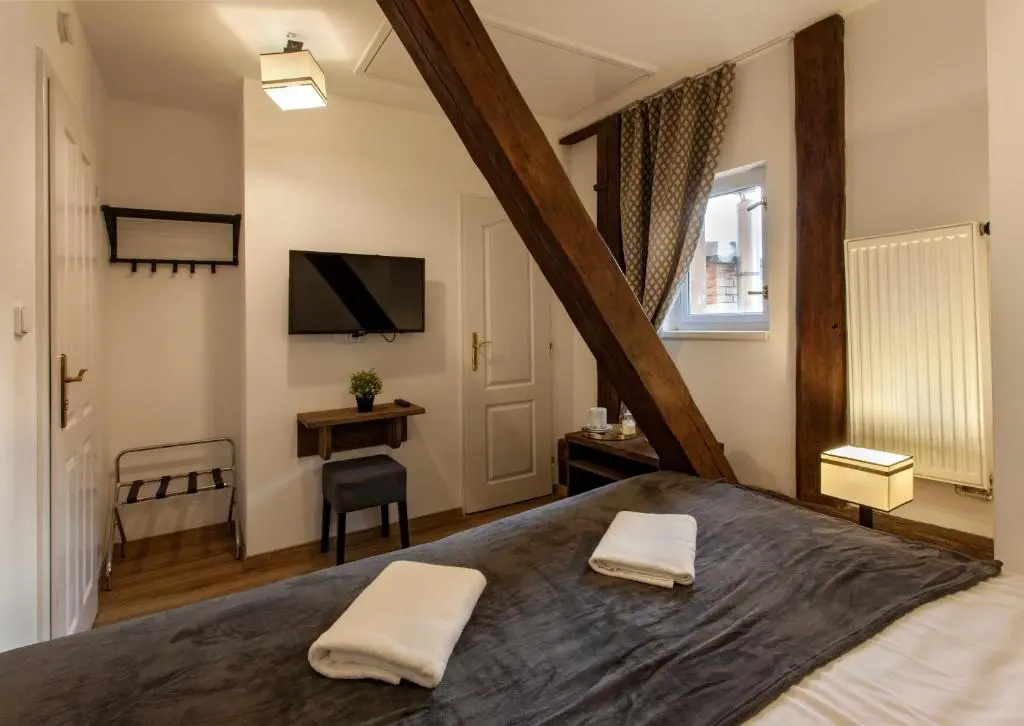 Pension Corto - Chambres