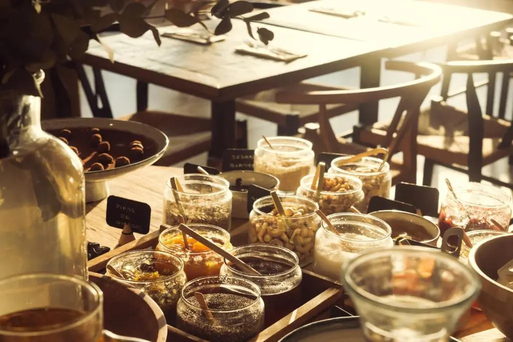 Food & Beverage