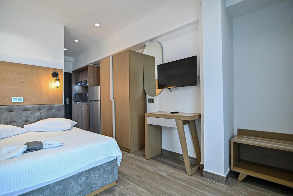 Amalia Rooms Sea View — 2