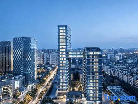 Lanying Homestay (Kunming Railway Station Shuangqiao Night Market)