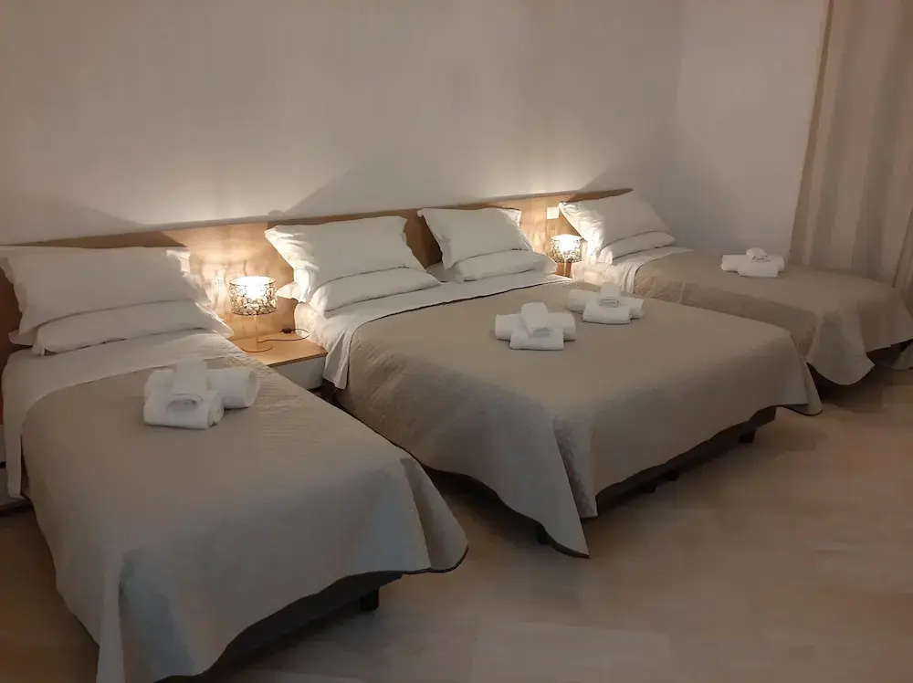 Comfort Quadruple room with city view