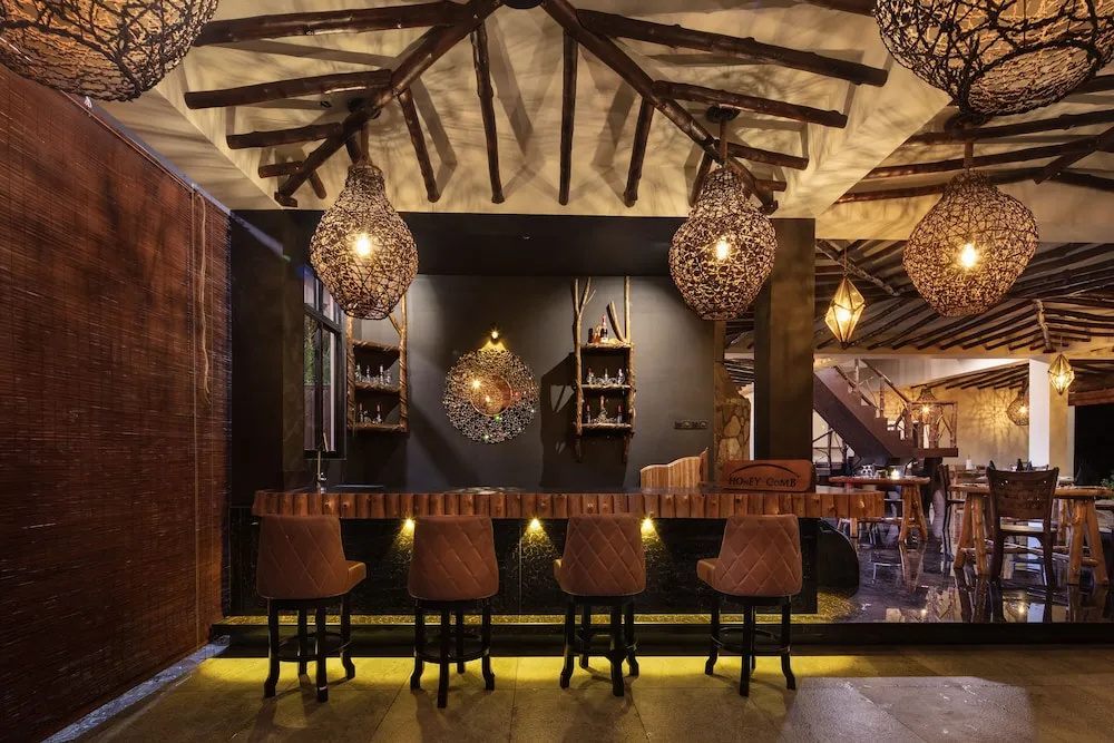 Lobby & Reception