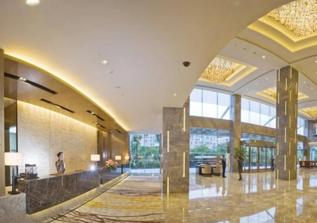 Lobby & Reception