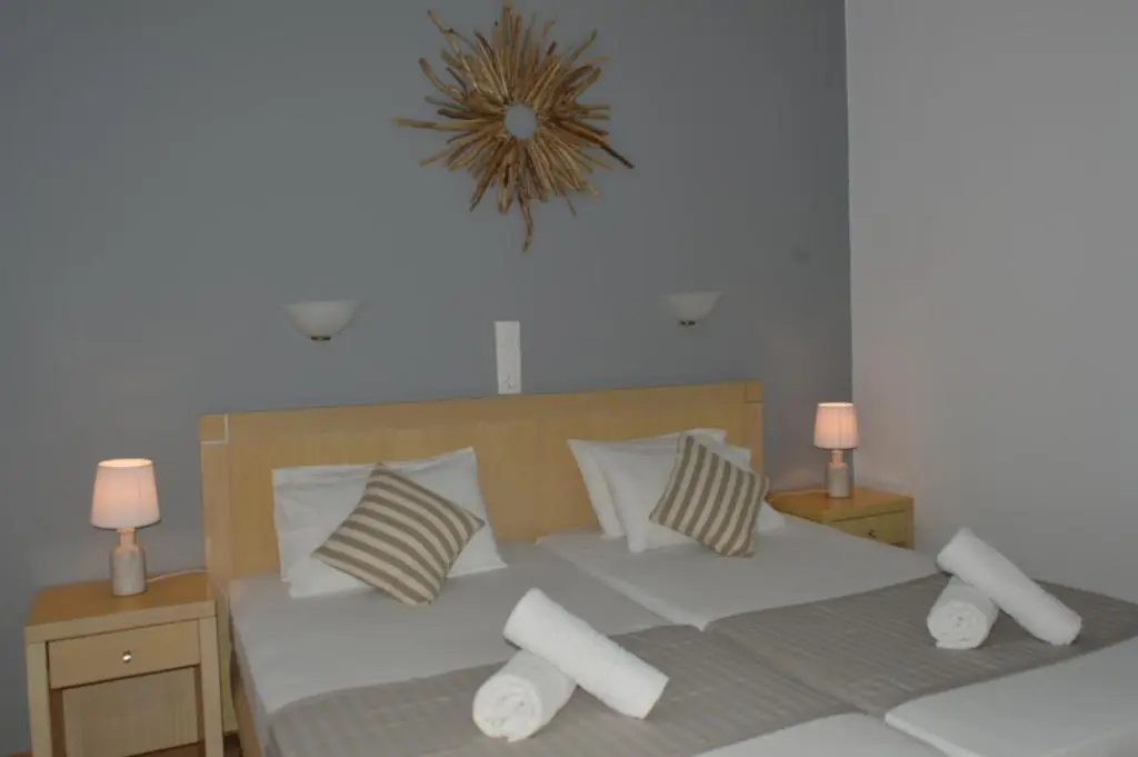 Classic Quadruple room
