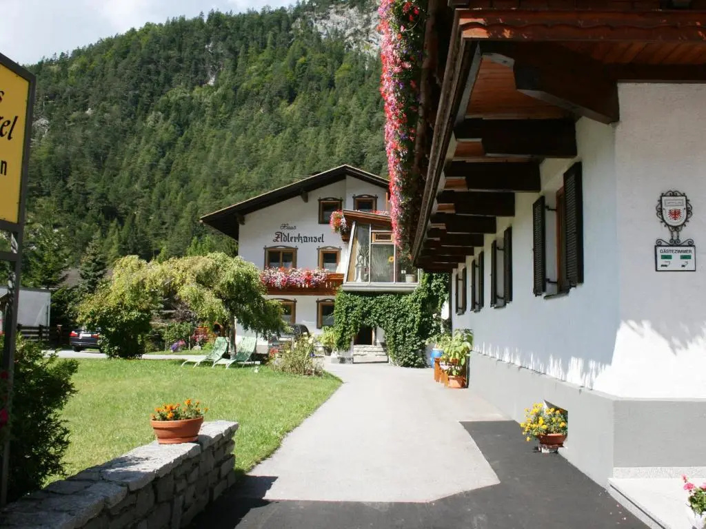 Haus Adlerkanzel - Chambres