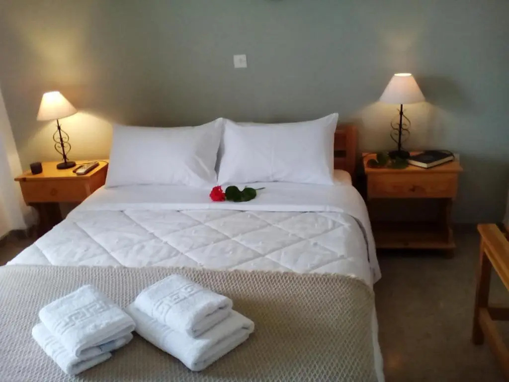 2 Bedrooms Apartment with sea view