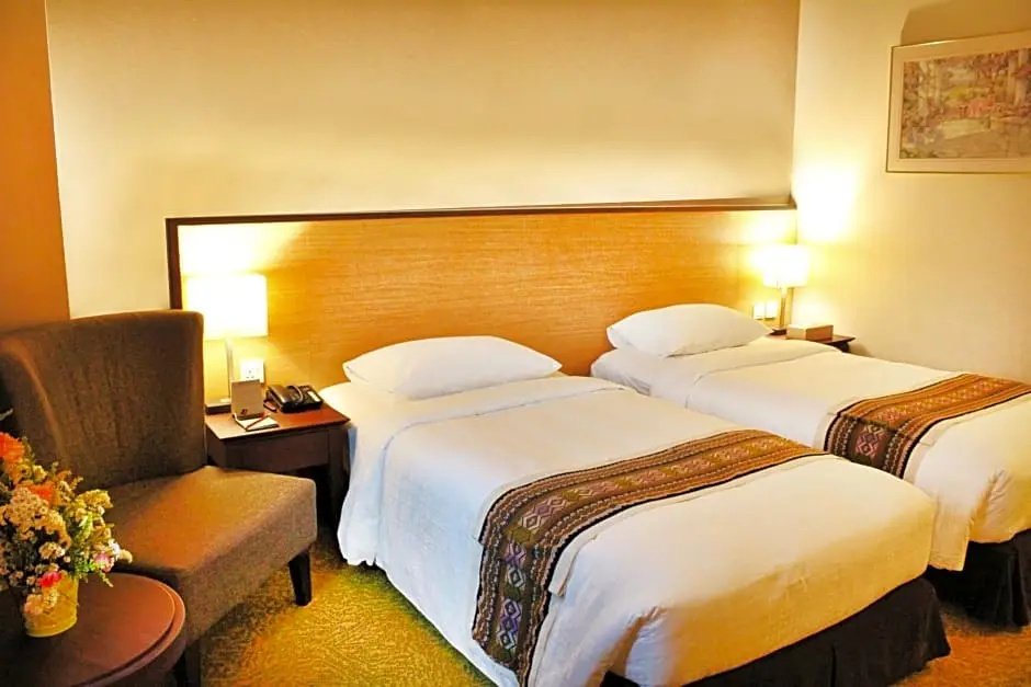 Deluxe Double room (full double bed)