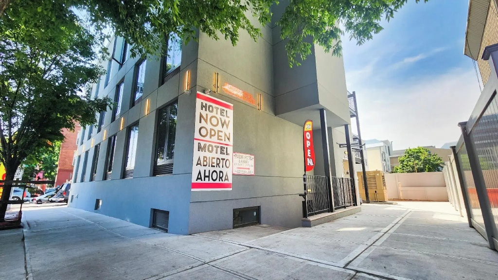 Hotel Fuego Bronx — фото