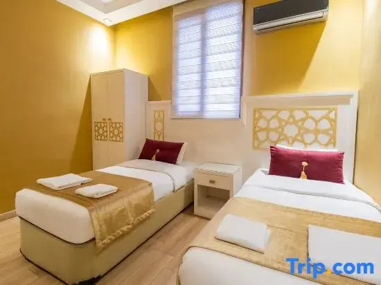 Standard Double room (twin beds)