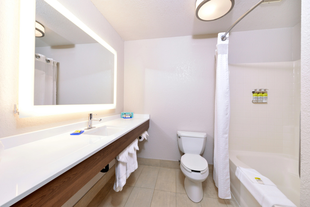 Holiday Inn Express Arcata / Eureka - Airport Area by IHG - Général