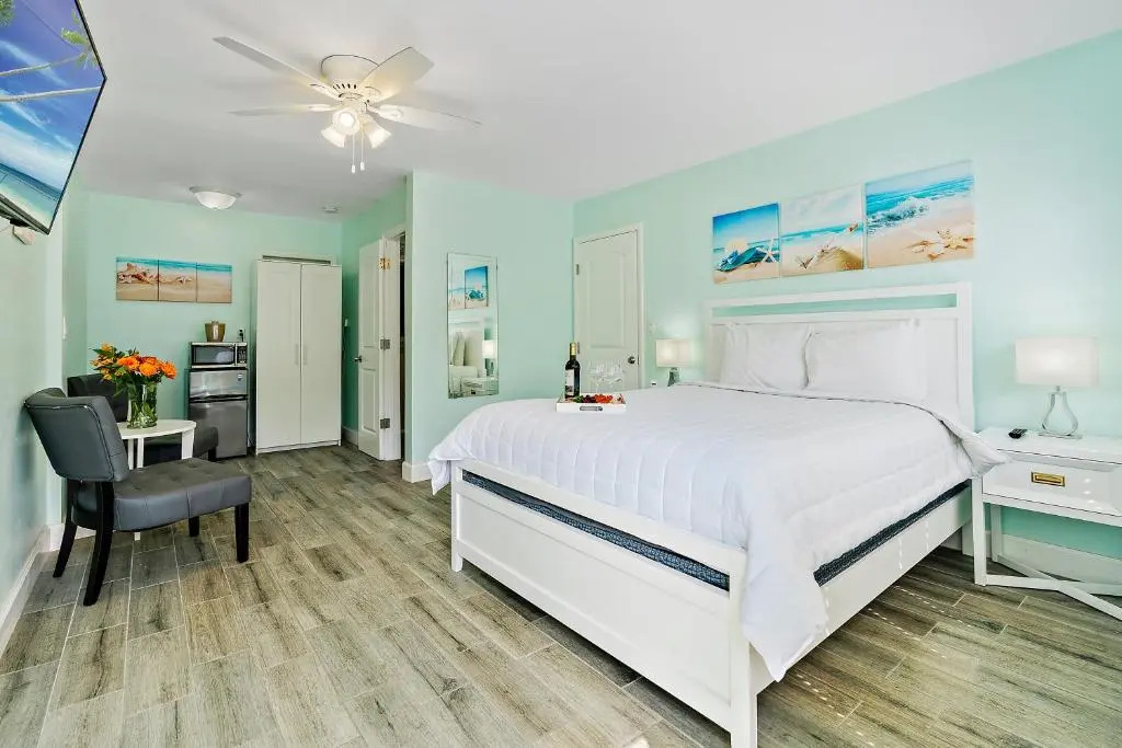 Hollywood Beachside Boutique Suites Room Type - Standard Room