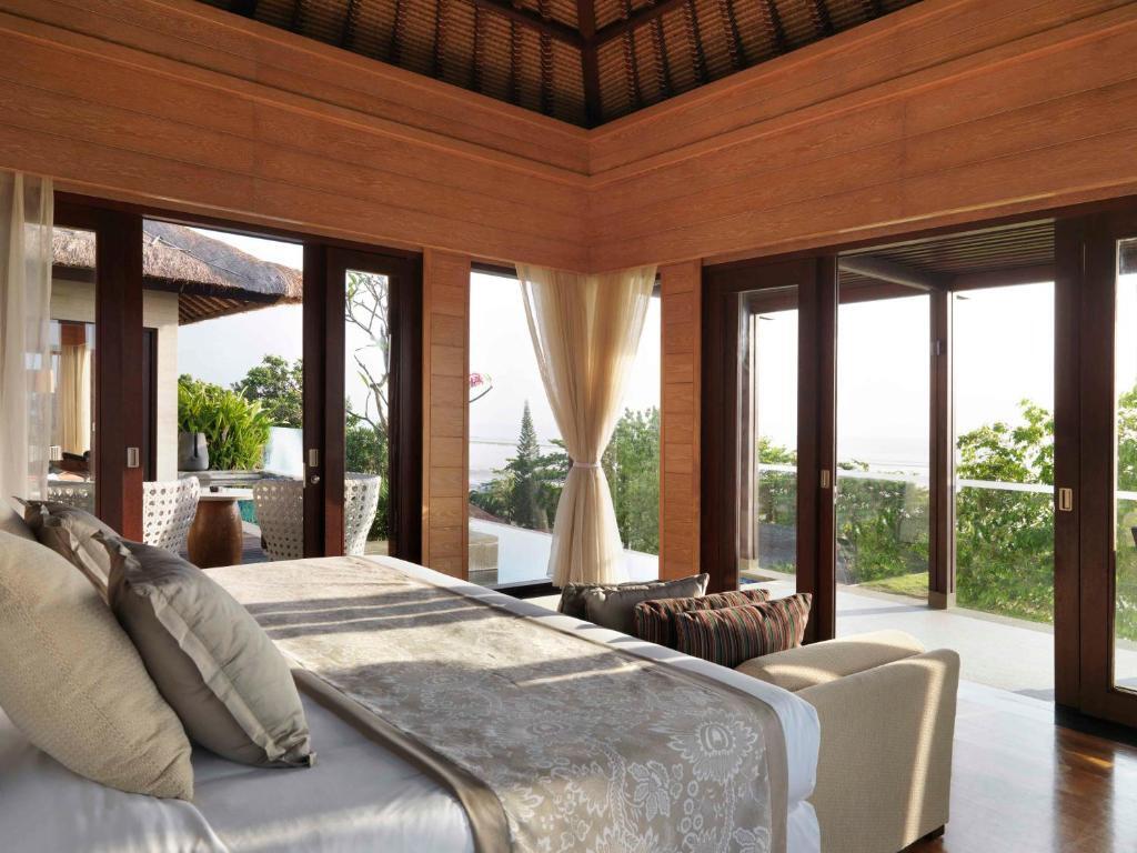 Conrad Bali