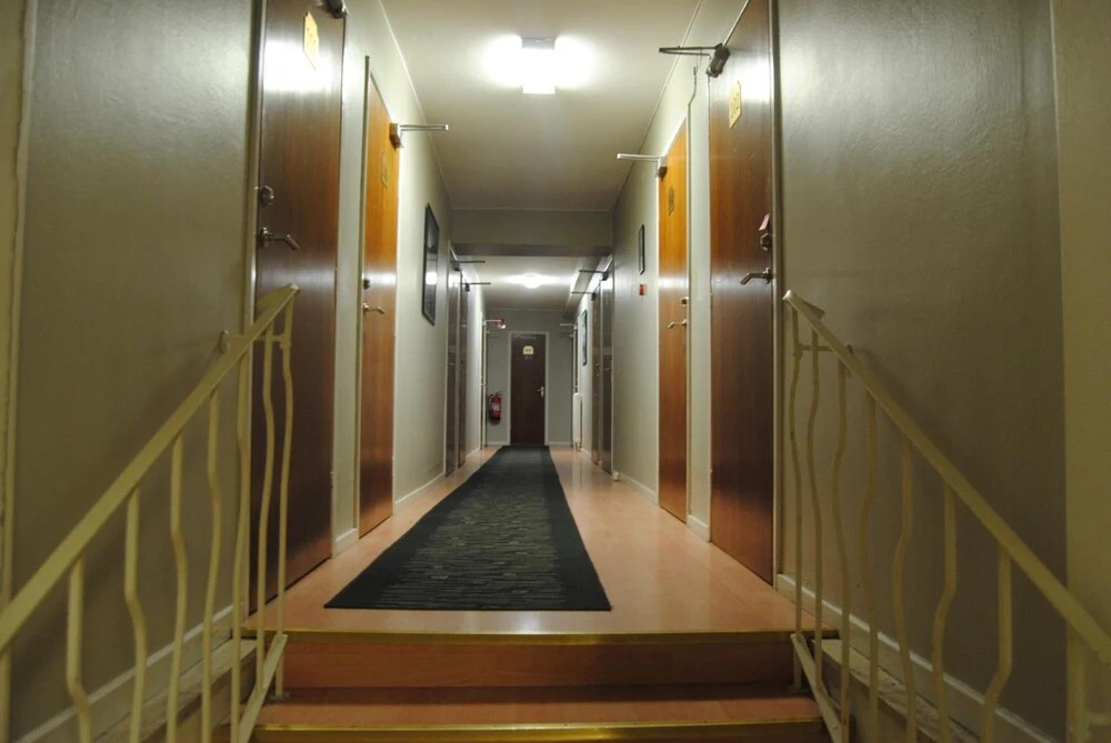 Lobby & Reception