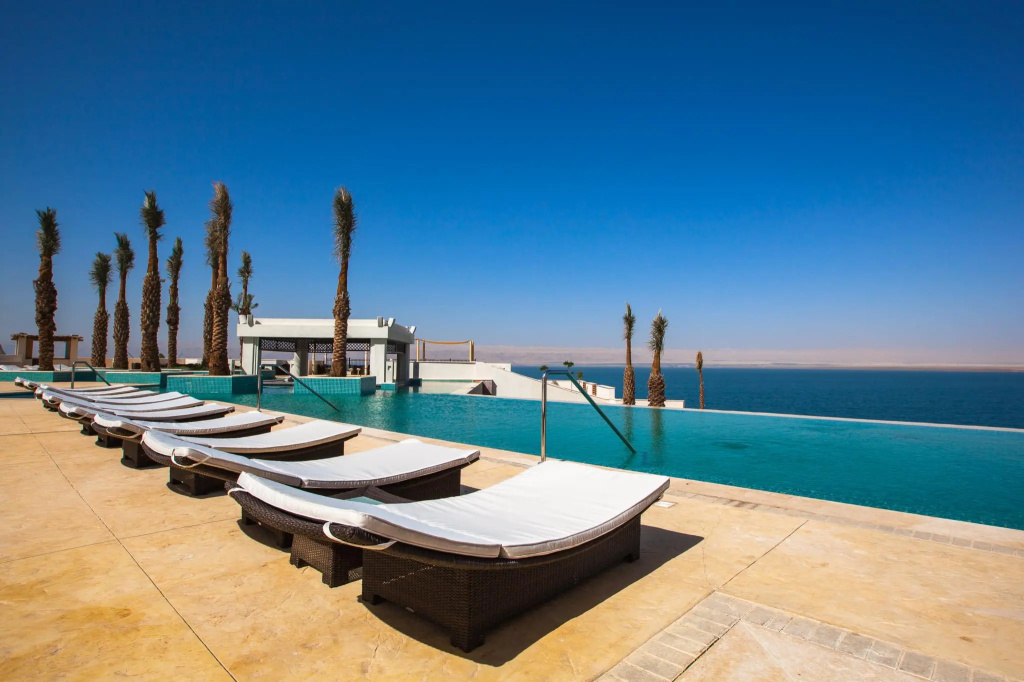 Hilton Dead Sea Resort & Spa - 4