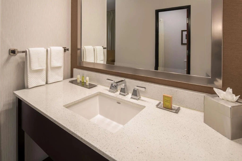 DoubleTree by Hilton Hotel Vancouver - Chambres