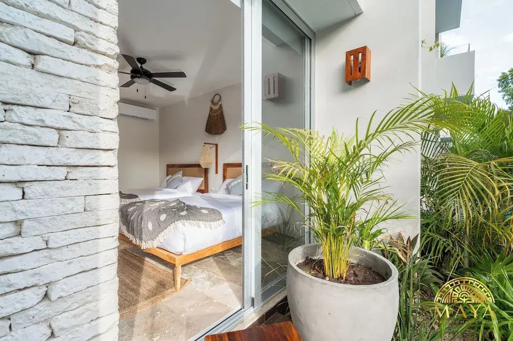 NHOA 101C 1BR Lux Pool access Aldea Zama